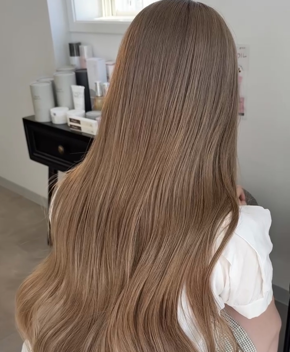 ヘーゼルベージュ