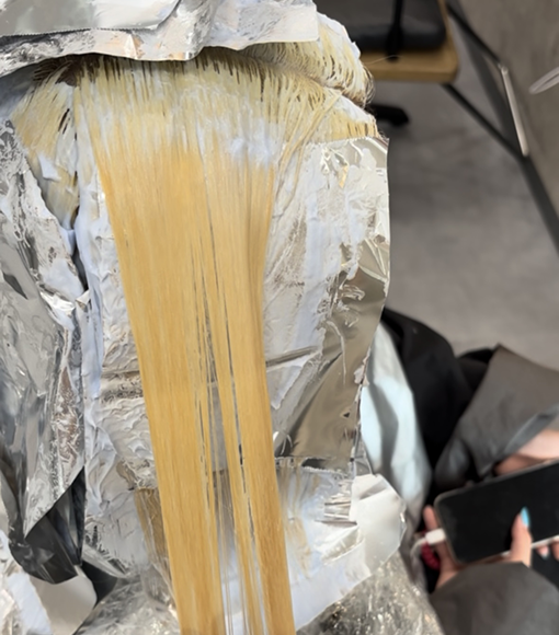 冬にピッタリくすみBlueBleach画像2