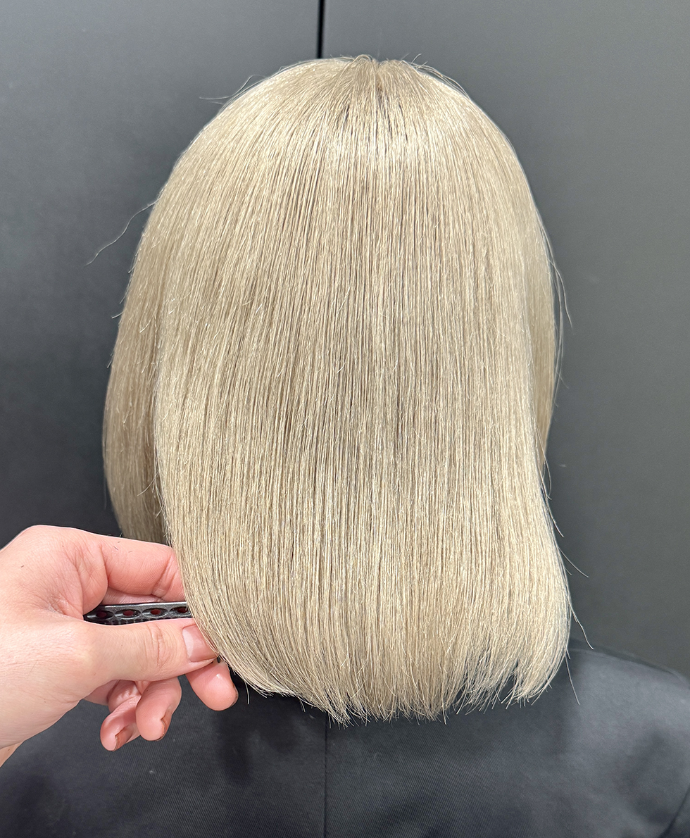 ホワイトベージュ